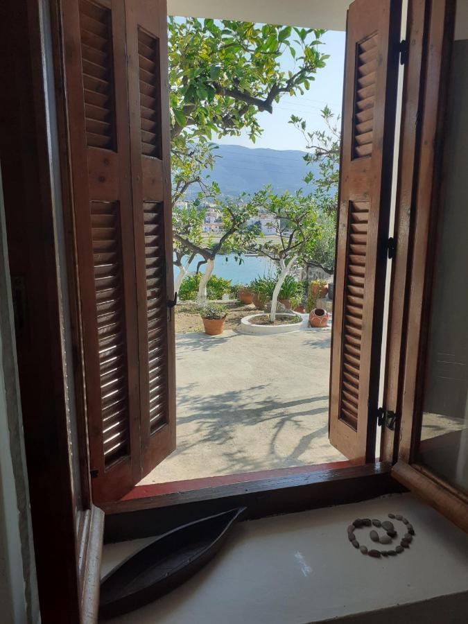 Olive Trees Villa Poros Town Exterior photo